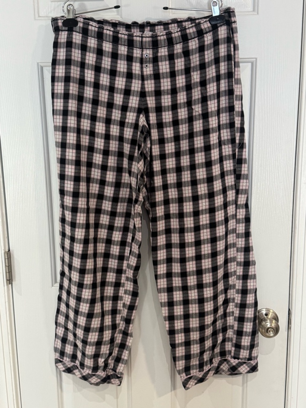 Victoria's Secret Black and Light Pink Plaid Lounge Pants